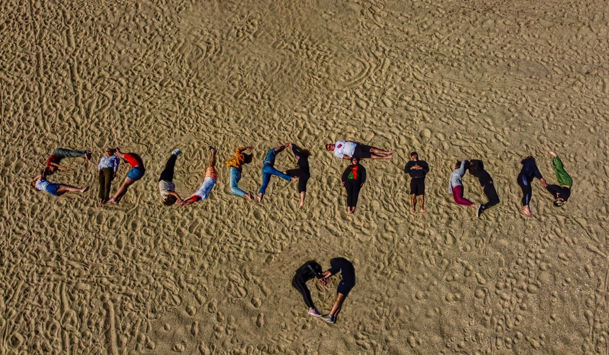 Drone-Education-Flash-Mob-Plage